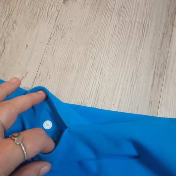 Lululemon - Picture 6 of 6